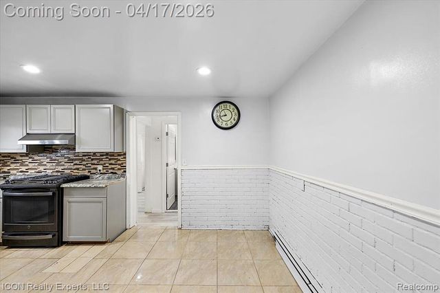 27321 Baldwin Avenue, Warren, MI 48092