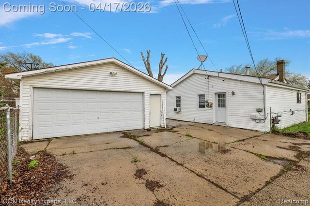 27321 Baldwin Avenue, Warren, MI 48092