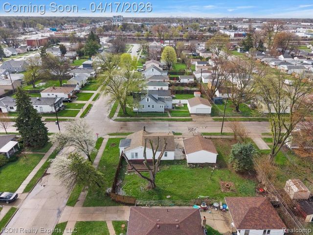 27321 Baldwin Avenue, Warren, MI 48092