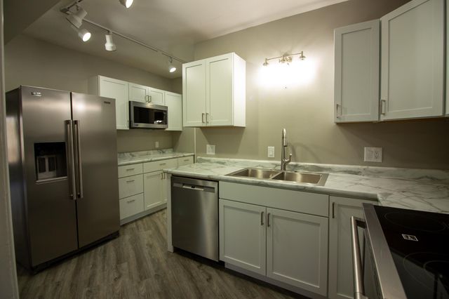 501 Seabury Lane, Faribault, MN 55021