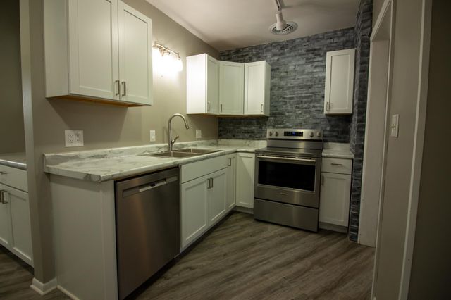 501 Seabury Lane, Faribault, MN 55021