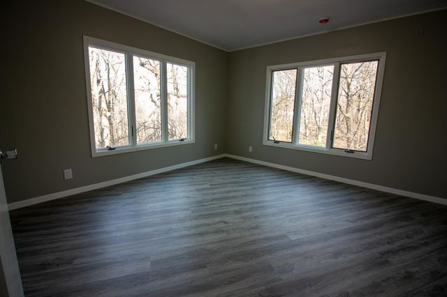 501 Seabury Lane, Faribault, MN 55021