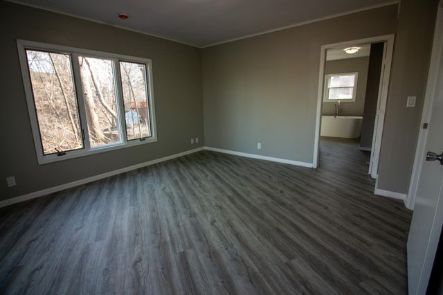 501 Seabury Lane, Faribault, MN 55021