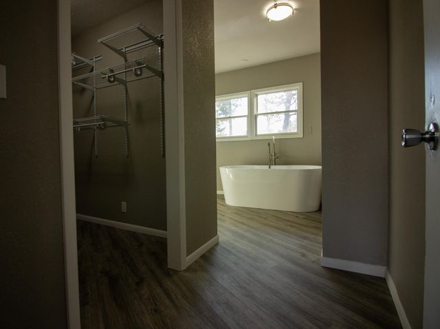 501 Seabury Lane, Faribault, MN 55021