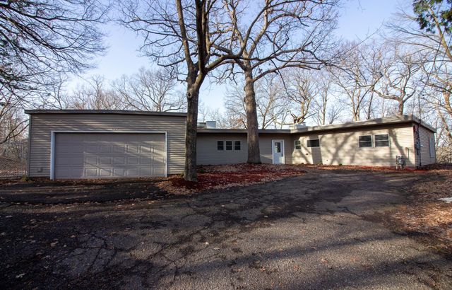 501 Seabury Lane, Faribault, MN 55021