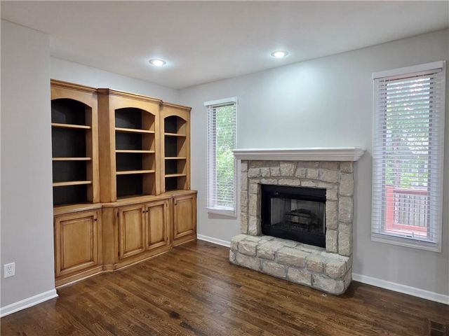 11009 W 131st Street, Overland Park, KS 66213