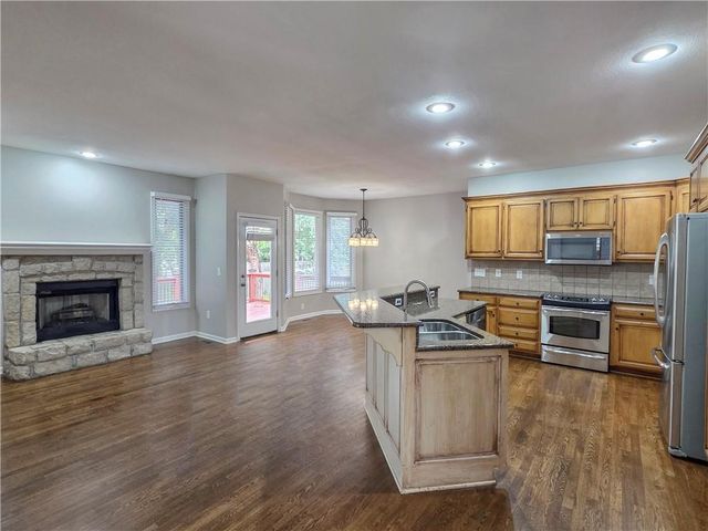 11009 W 131st Street, Overland Park, KS 66213