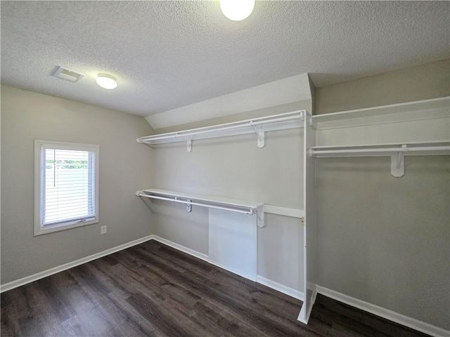 11009 W 131st Street, Overland Park, KS 66213