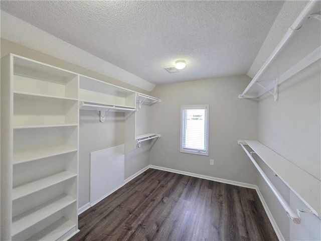 11009 W 131st Street, Overland Park, KS 66213