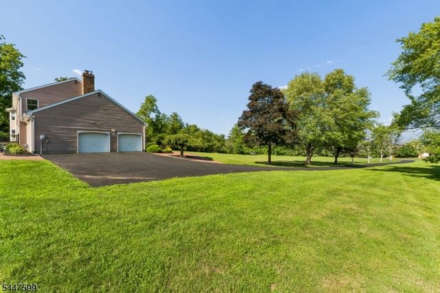 20 E Ridge Rd, Montgomery Twp., NJ 08558