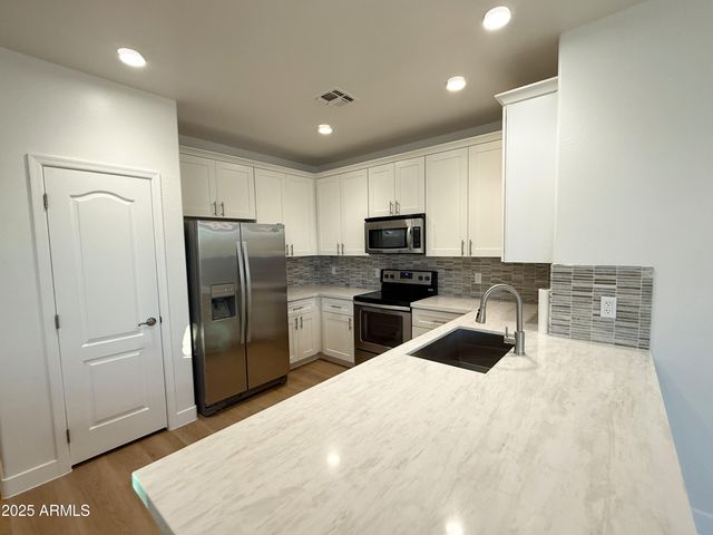 7726 E Baseline Road 219, Mesa, AZ 85209