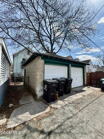 235 6th Avenue, Troy, NY 12180