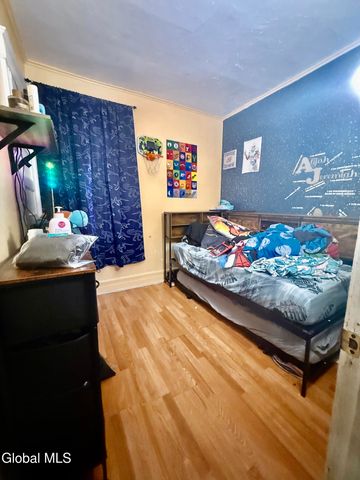 235 6th Avenue, Troy, NY 12180