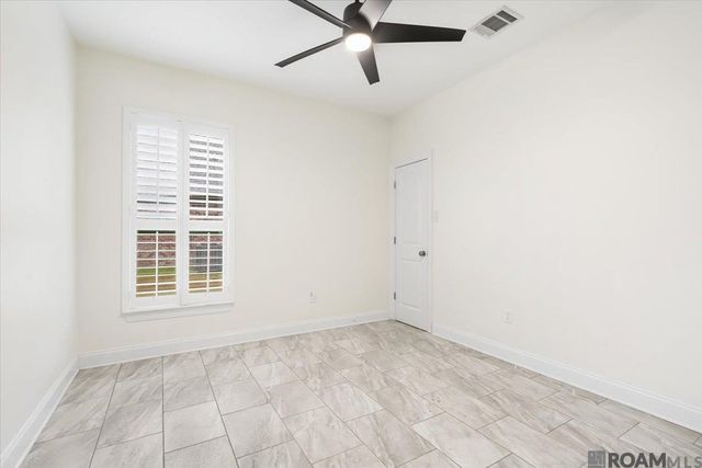 8257 Quiet Creek Dr, Denham Springs, LA 70726