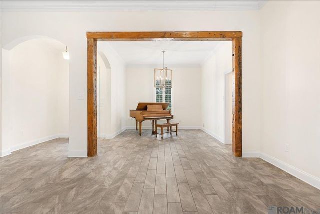 8257 Quiet Creek Dr, Denham Springs, LA 70726