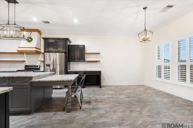 8257 Quiet Creek Dr, Denham Springs, LA 70726