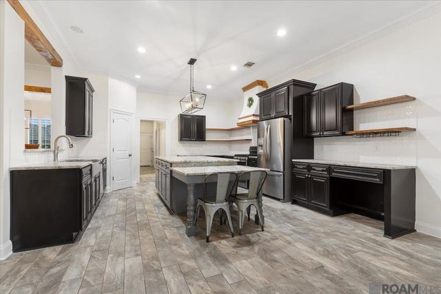 8257 Quiet Creek Dr, Denham Springs, LA 70726