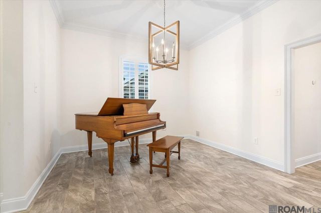 8257 Quiet Creek Dr, Denham Springs, LA 70726