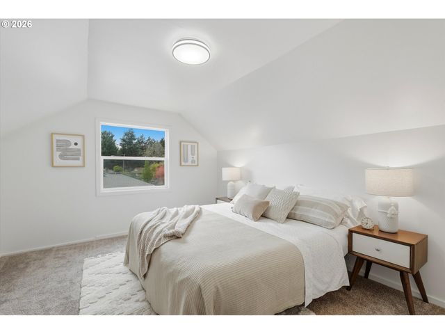 10920 Ne HANCOCK St, Portland, OR 97220