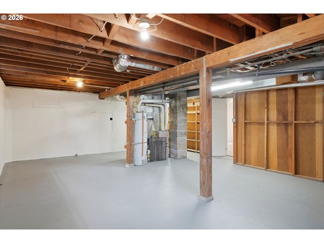 10920 Ne HANCOCK St, Portland, OR 97220