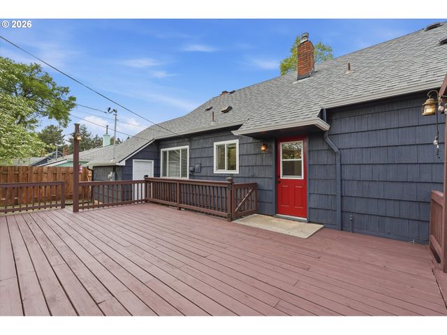 10920 Ne HANCOCK St, Portland, OR 97220