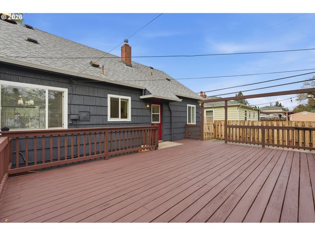 10920 Ne HANCOCK St, Portland, OR 97220