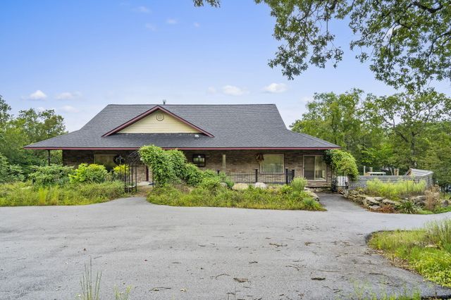 2020 Persimmon Hill Lane, Lampe, MO 65681