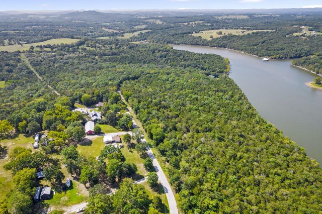 2020 Persimmon Hill Lane, Lampe, MO 65681