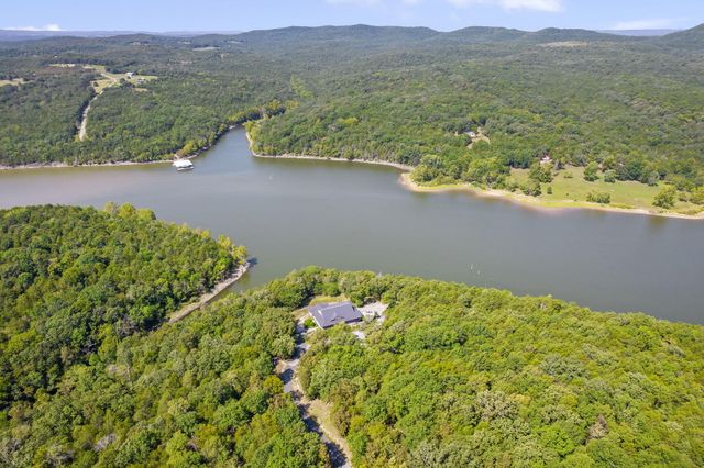 2020 Persimmon Hill Lane, Lampe, MO 65681