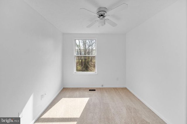 4703 HERSAND CT, Woodbridge, VA 22193