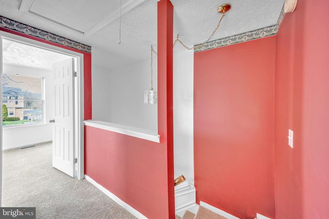 4703 HERSAND CT, Woodbridge, VA 22193