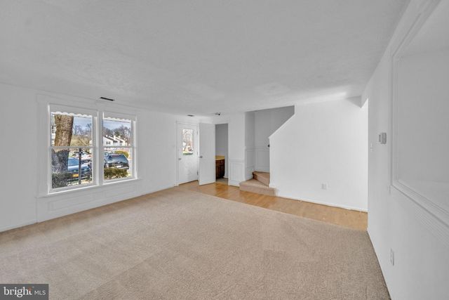 4703 HERSAND CT, Woodbridge, VA 22193