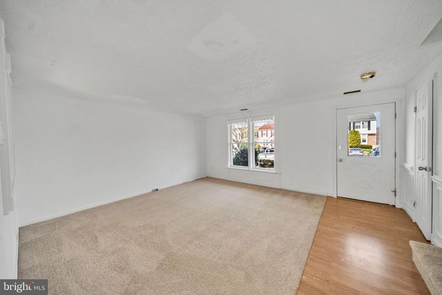 4703 HERSAND CT, Woodbridge, VA 22193