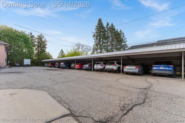 2247 Walton Boulevard 49, Rochester Hills, MI 48309