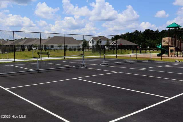 2526 Longleaf Pine Circle, Leland, NC 28451