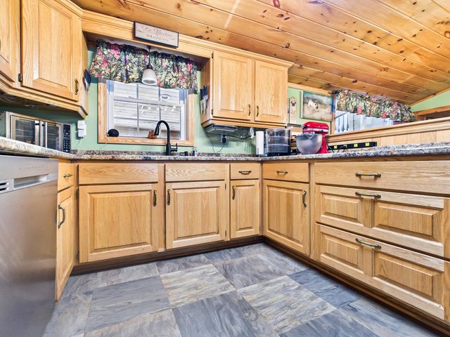 361 Jackson Lodge Road, Canaan, VT 05903