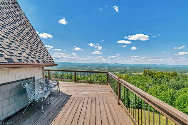 4930 Brushy Mountain Road, Wilkesboro, NC 28654