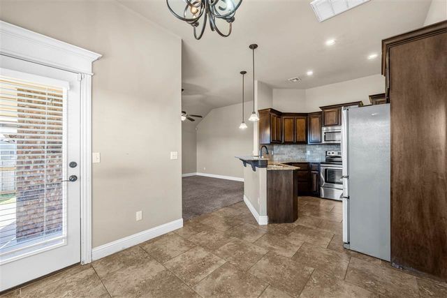 2411 SW Edinburough Dr, Lawton, OK 73505