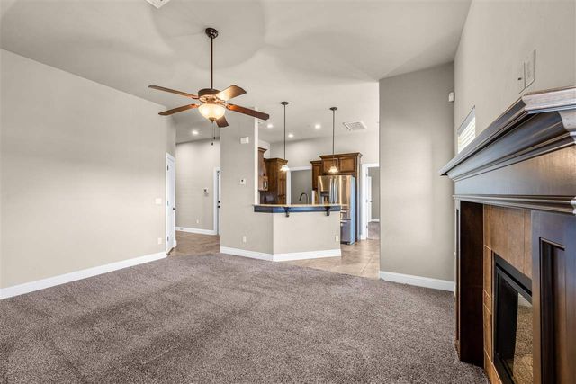 2411 SW Edinburough Dr, Lawton, OK 73505