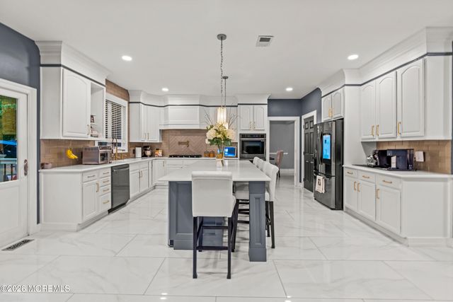 10 Altori Court, Little Egg Harbor, NJ 08087