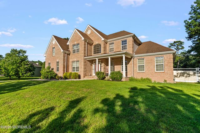 10 Altori Court, Little Egg Harbor, NJ 08087