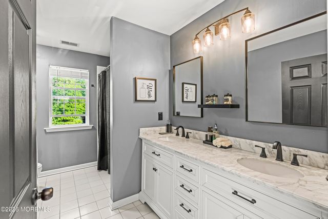 10 Altori Court, Little Egg Harbor, NJ 08087