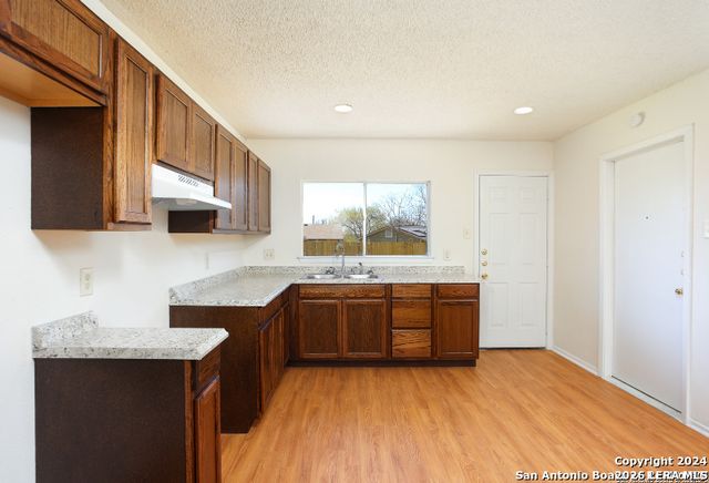 9222 five palms dr, San Antonio, TX 78242