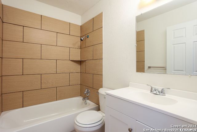 9222 five palms dr, San Antonio, TX 78242