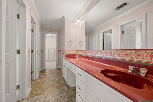 5802 Highland, Baton Rouge, LA 70808