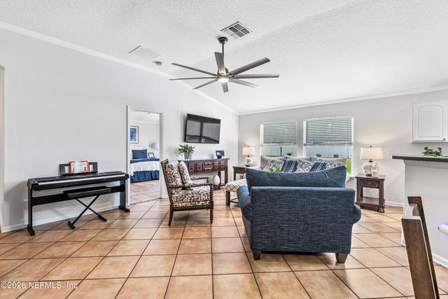 1586 HARVEST COVE Drive, Middleburg, FL 32068