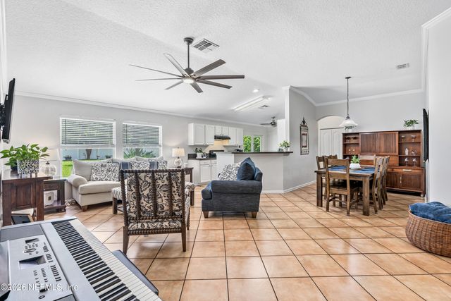 1586 HARVEST COVE Drive, Middleburg, FL 32068