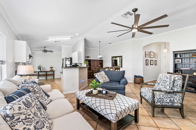 1586 HARVEST COVE Drive, Middleburg, FL 32068