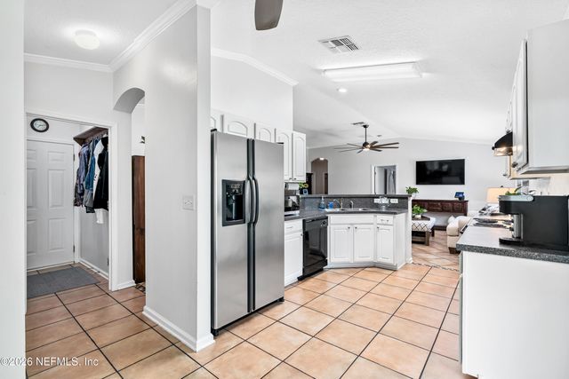 1586 HARVEST COVE Drive, Middleburg, FL 32068