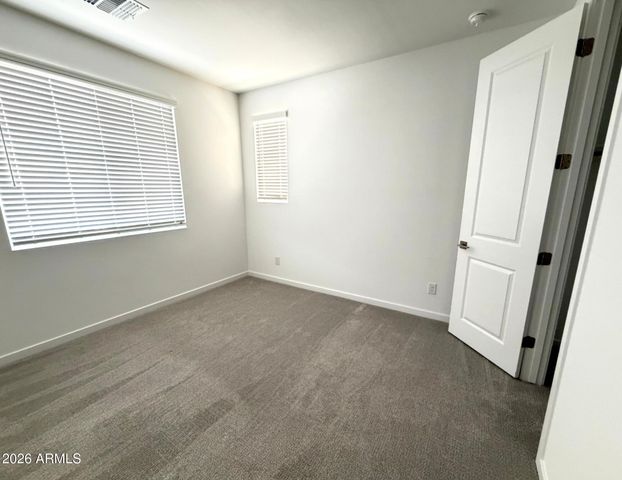 2430 W ROWEL Road, Phoenix, AZ 85085